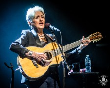 Joan Baez tar farväl med konserter under 2018