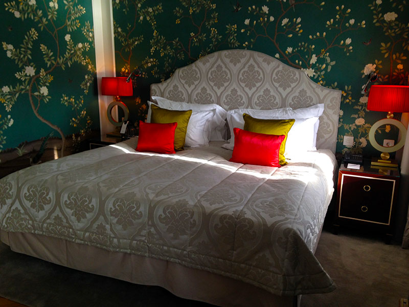 Superior rummens härliga säng på Grand Hôtel