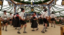 Upplev oktoberfest i Stockholm
