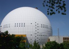 Boka boende nära Globen